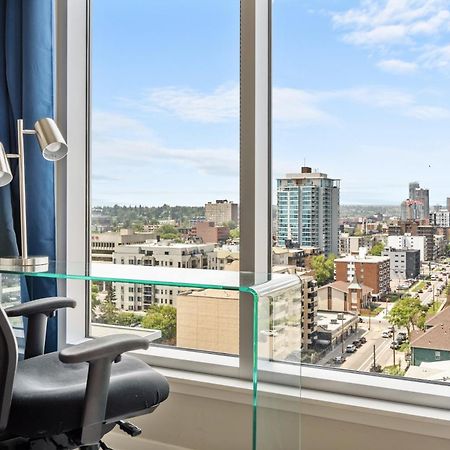 City Centre Retreat - 1Br Condo With Desk Calgary Ngoại thất bức ảnh