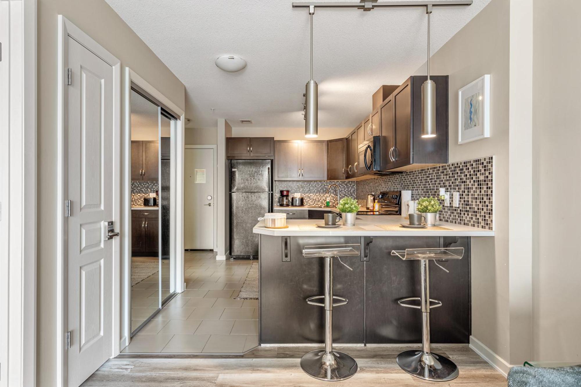 City Centre Retreat - 1Br Condo With Desk Calgary Ngoại thất bức ảnh